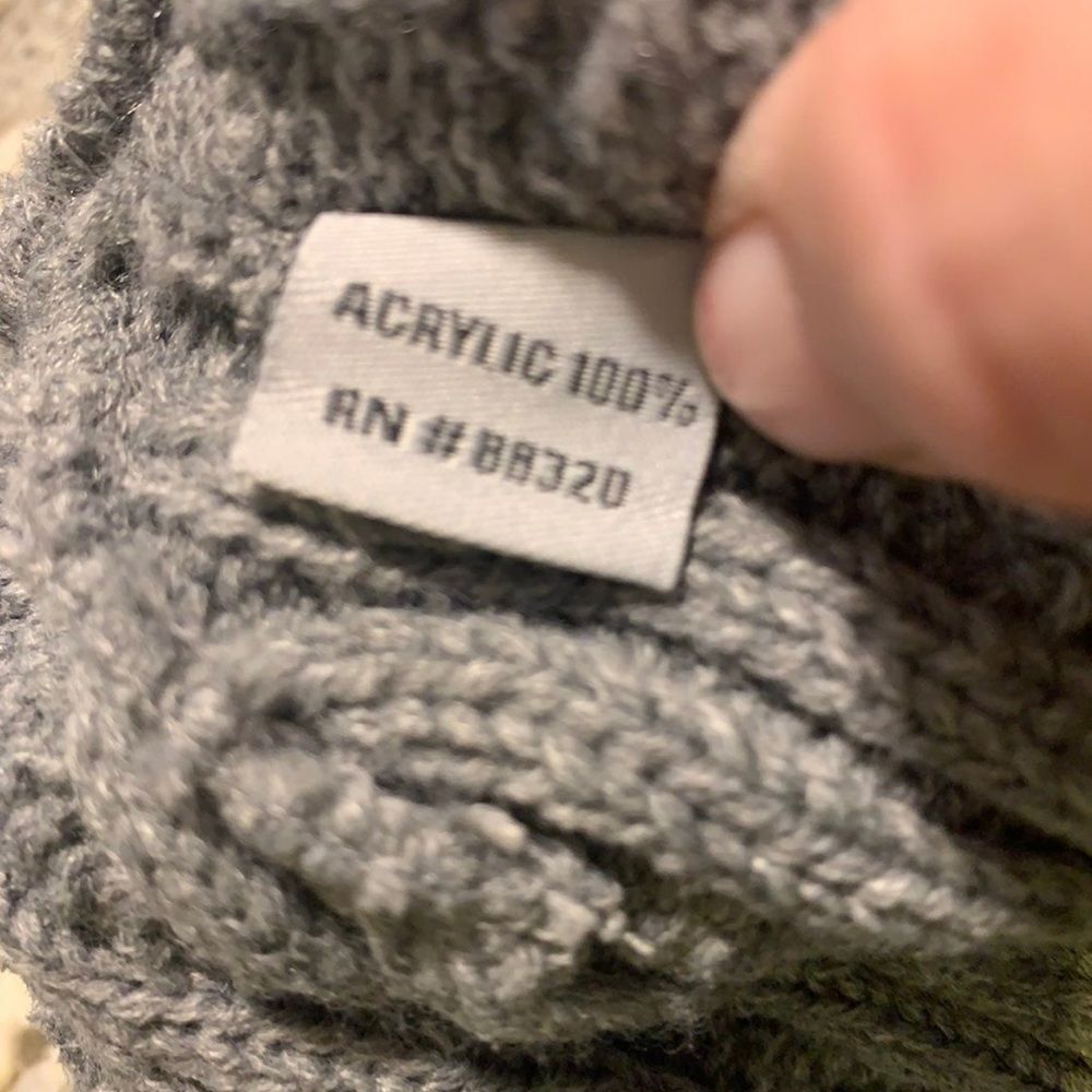 CC Beanie - Picture 7 of 9